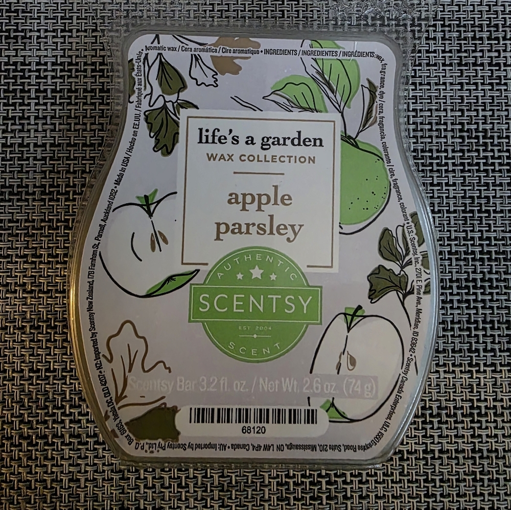 New! Scentsy Life's a Garden Apple Parsley Bar
